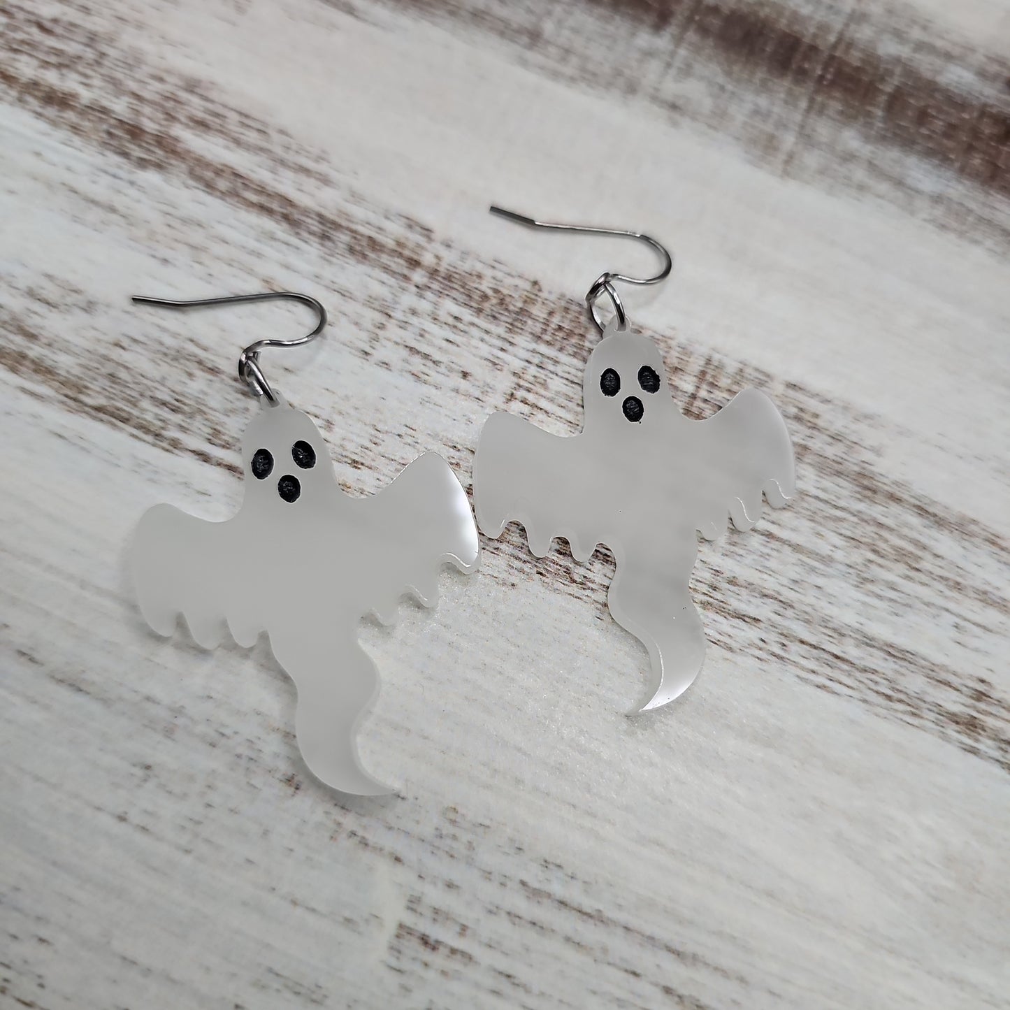 Spooky Ghosts (Glow In The Dark)