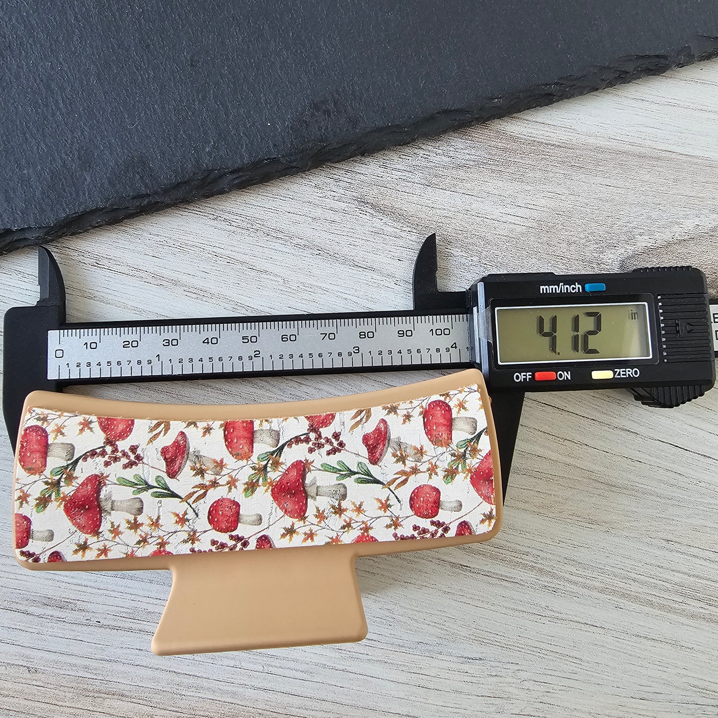 Mushroom Claw Clip (Limited)