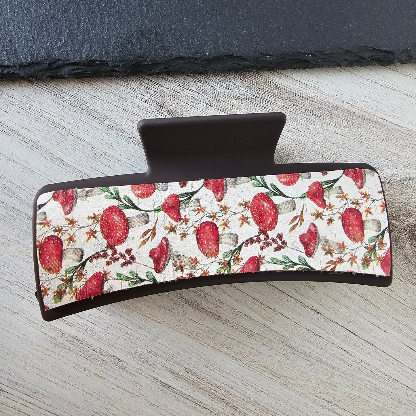 Mushroom Claw Clip (Limited)