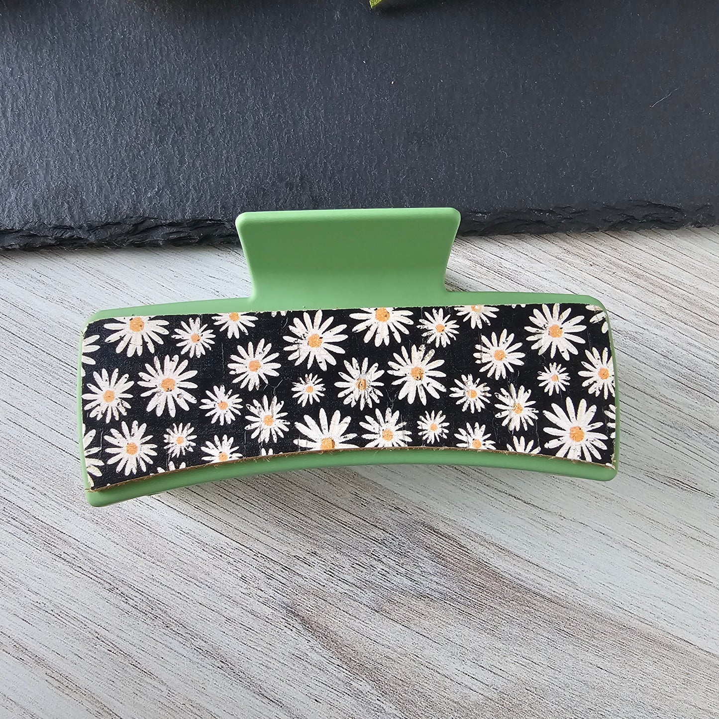 Daisy Clip (Limited)