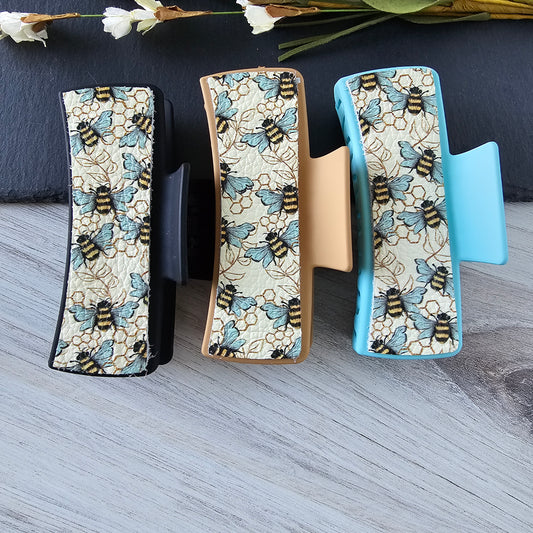 Bee Clip
