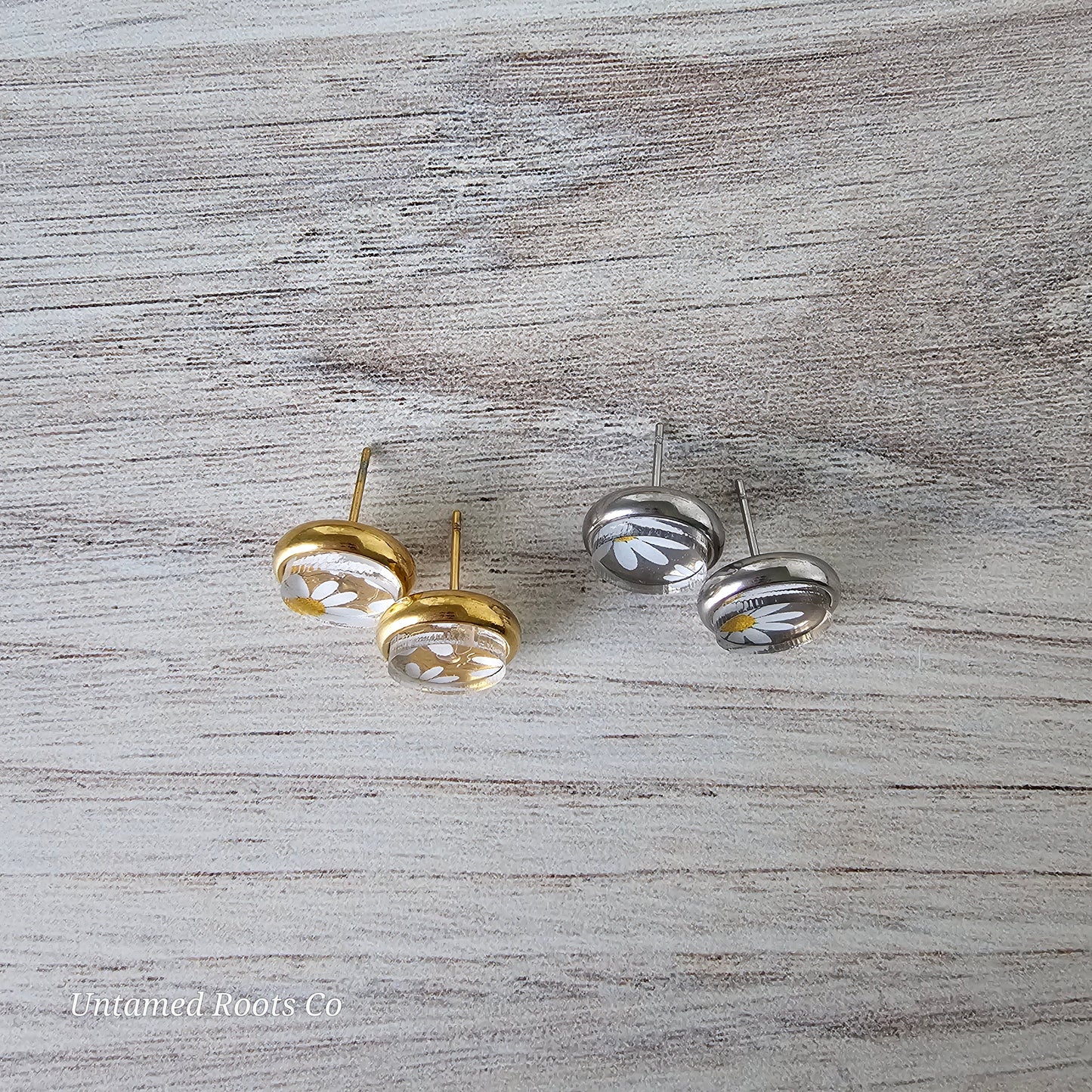 Daisy Print Stud Earrings