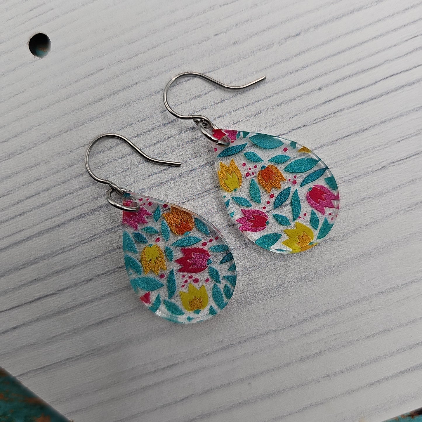 Folksy Tulip Print Earrings (8 styles)