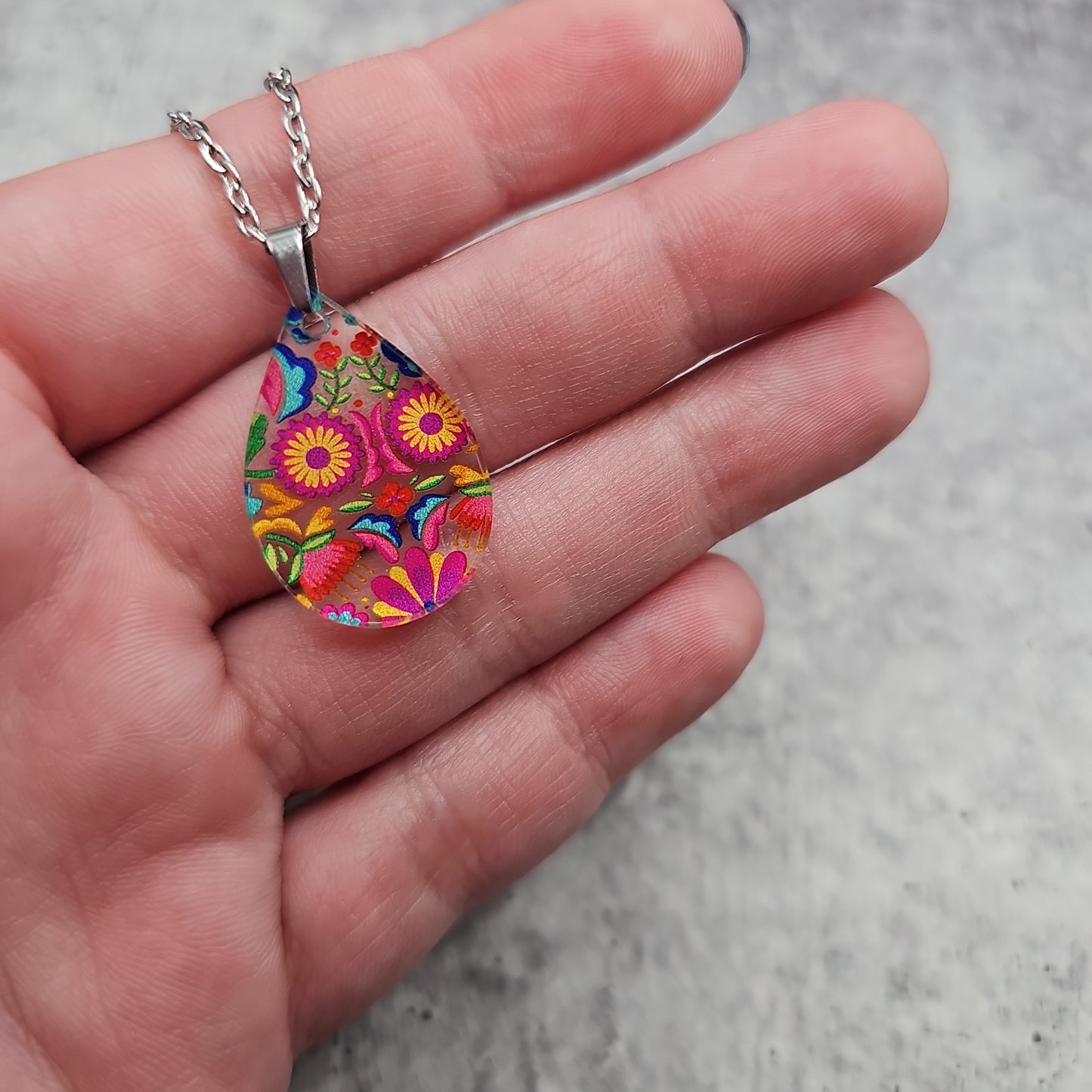 Small Teardrop Fiesta Floral Necklace