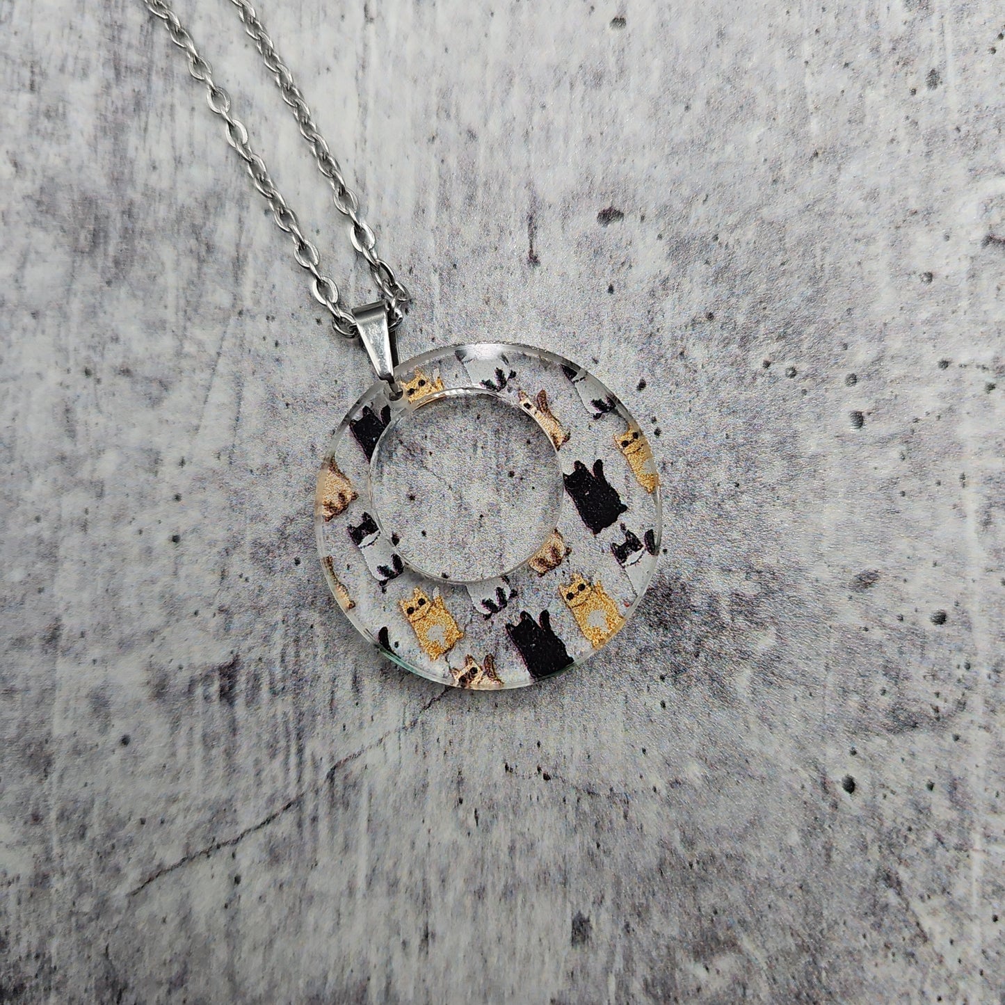 Small Offset Cat Body Print Necklace
