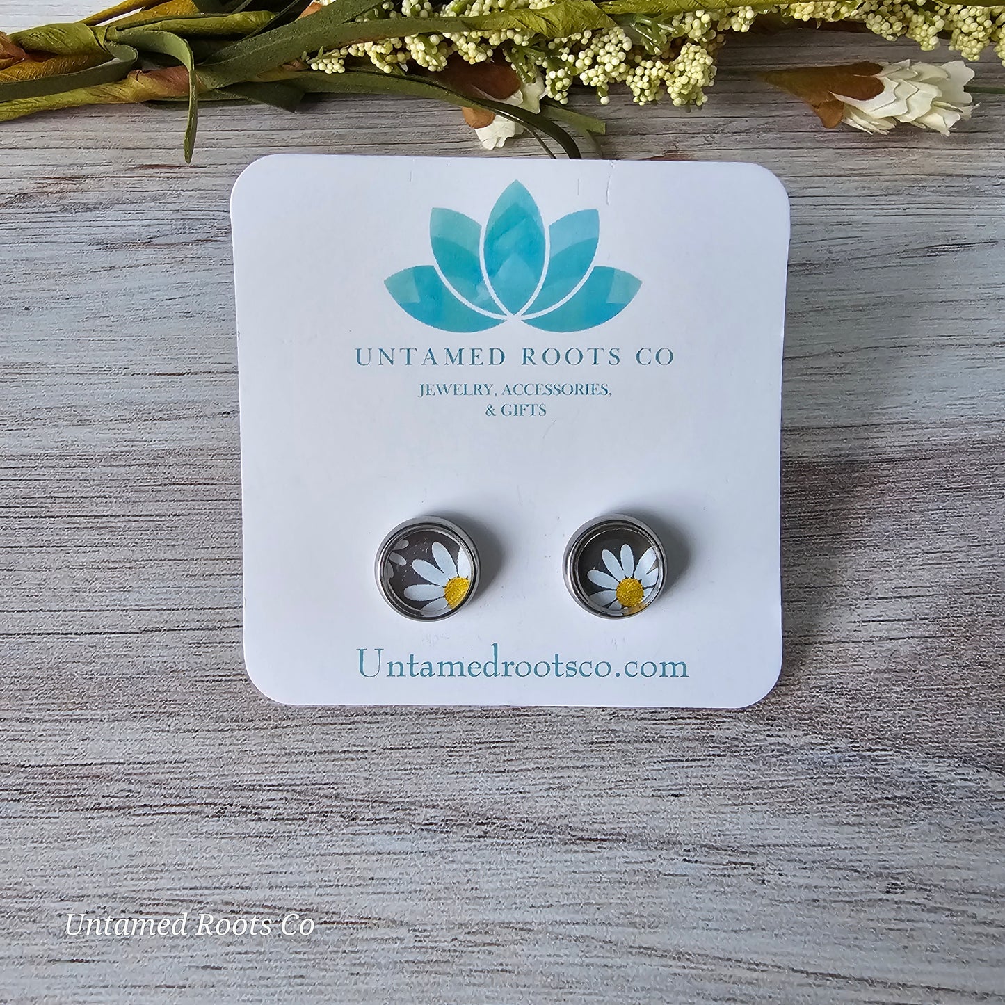 Daisy Print Stud Earrings