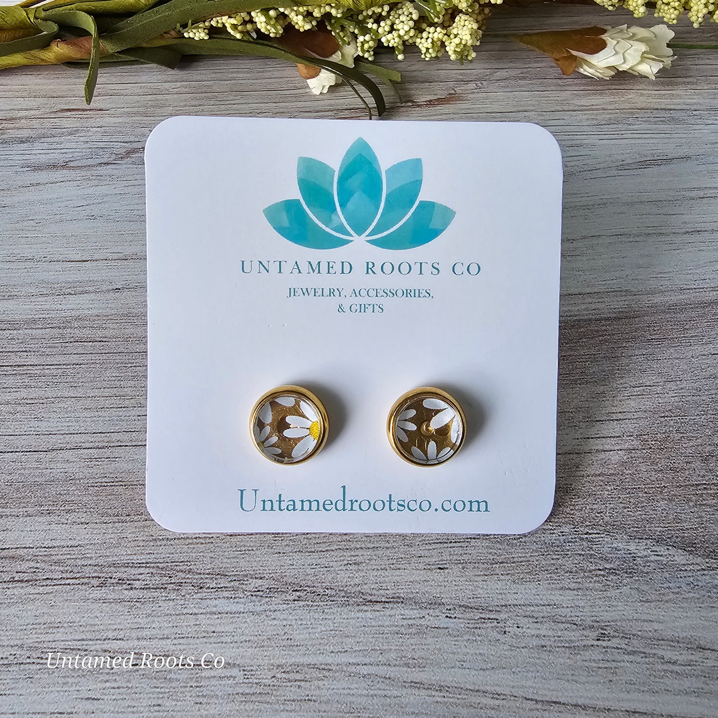 Daisy Print Stud Earrings