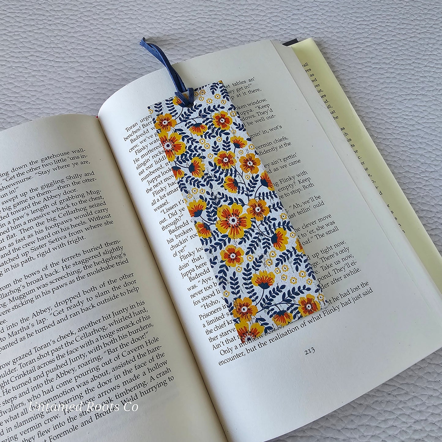 Retro Floral Leather Bookmark