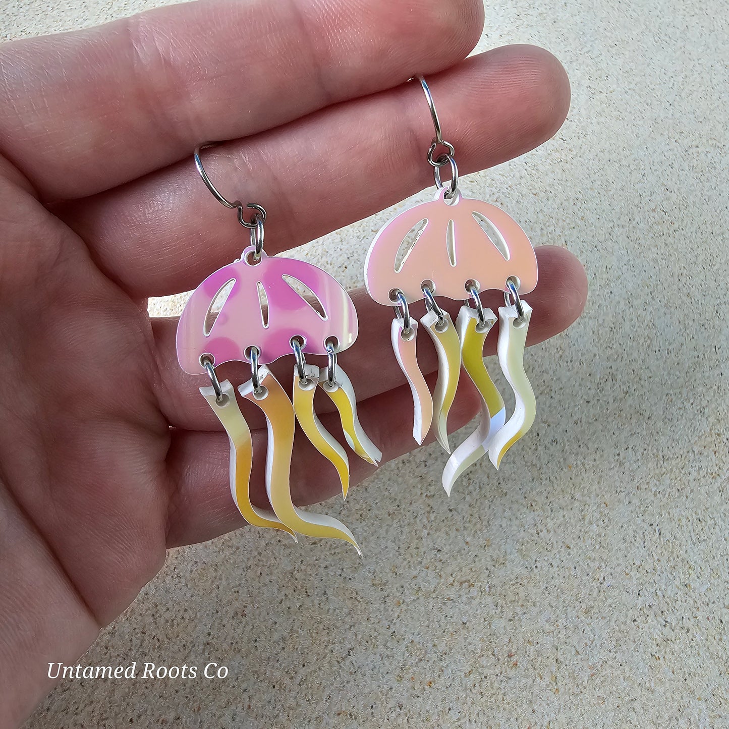 Jellyfish Earrings (Pink Iridescent)