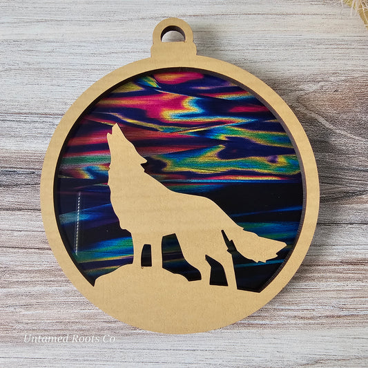 Wolf Suncatcher Ornament - Translucent Bright Northern Lights