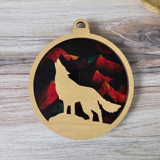Wolf Suncatcher Ornament - Translucent Bold Mountains