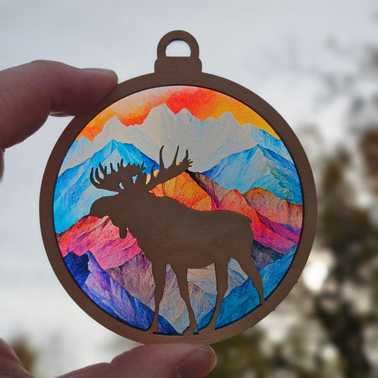 Moose- Colorful Mountains