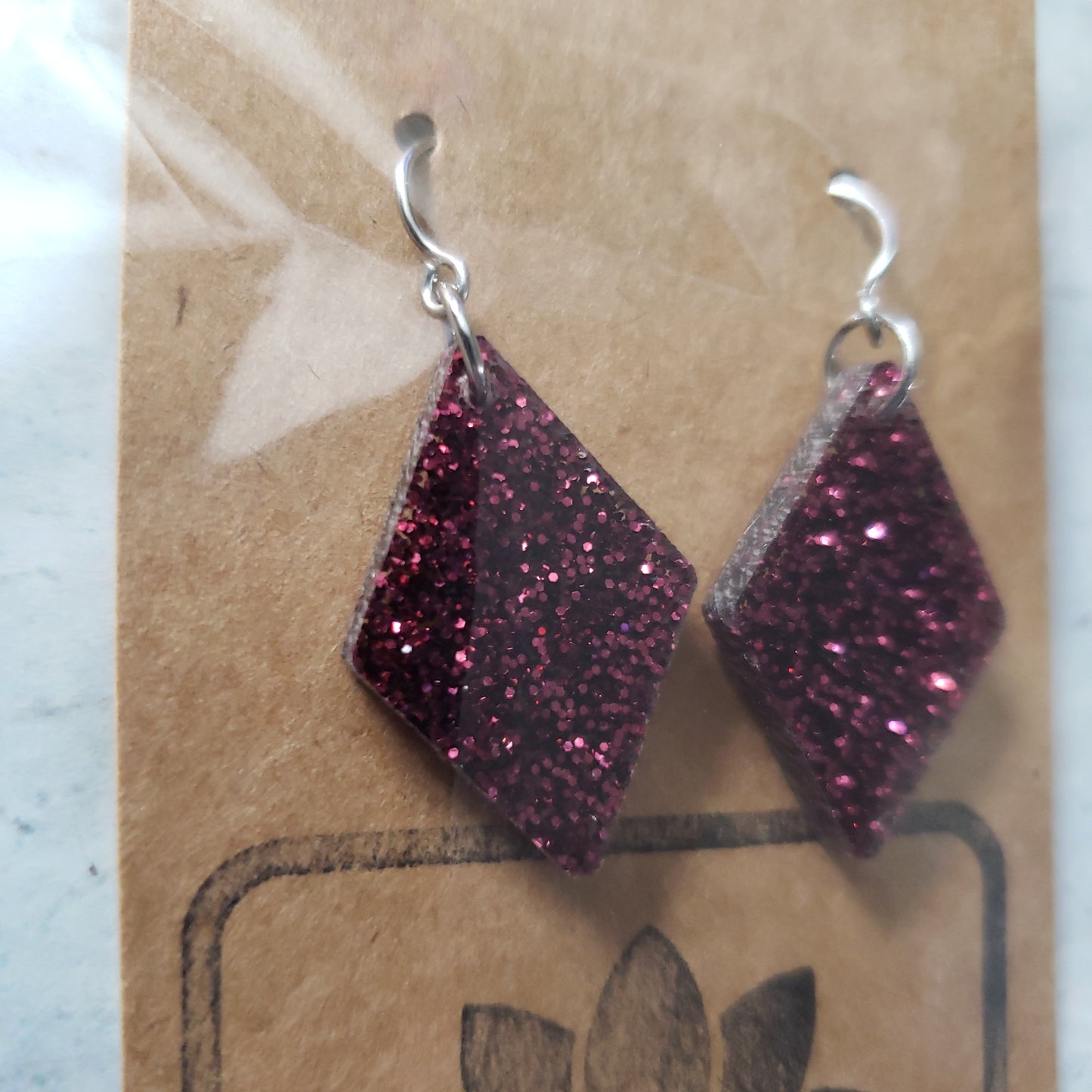 Small Diamonds Burgundy Glitter