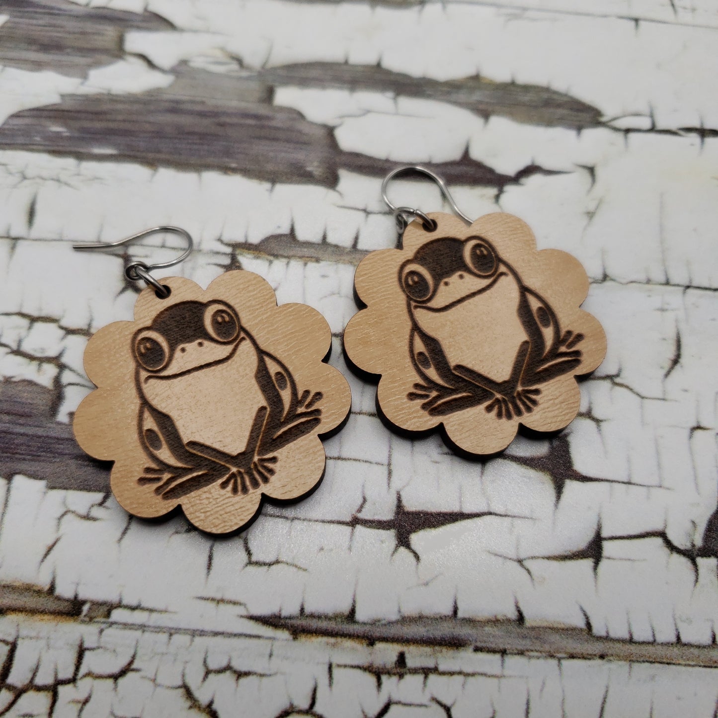 Wooden Frog Scalloped Dangle Earrings