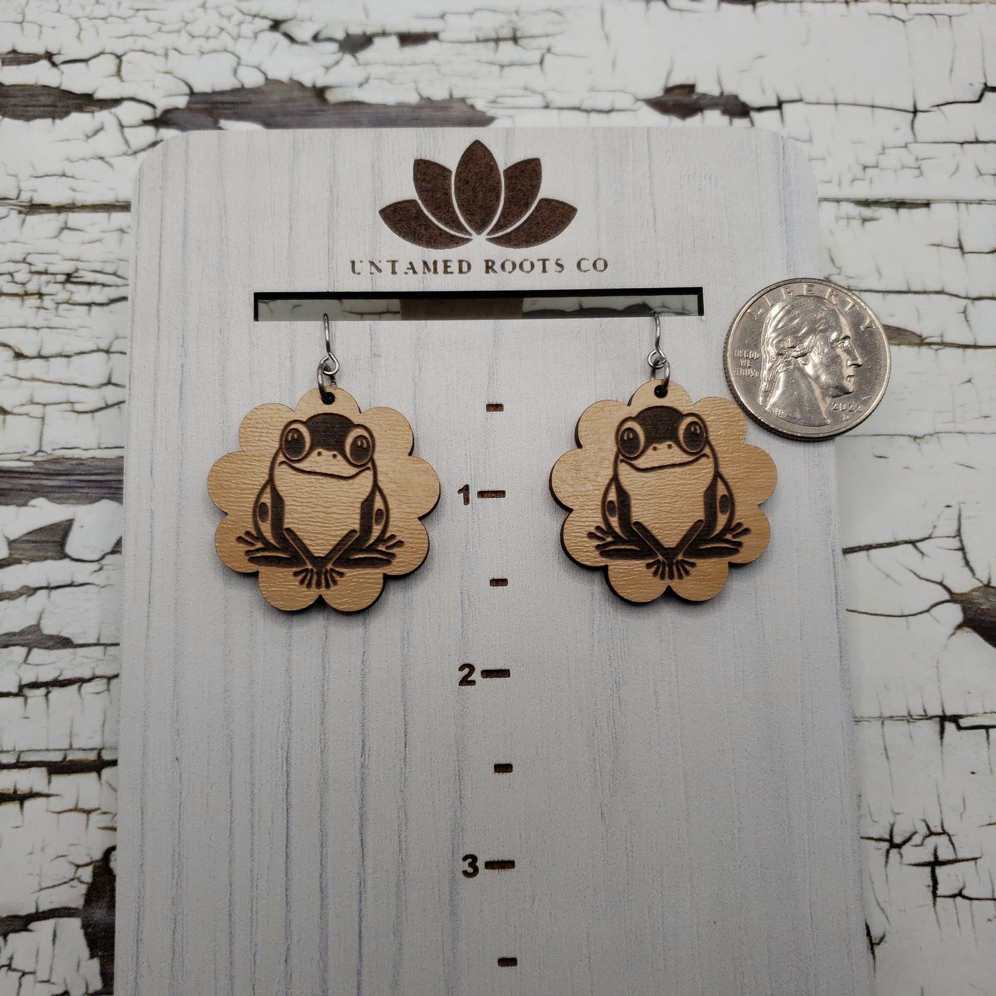 Wooden Frog Scalloped Dangle Earrings