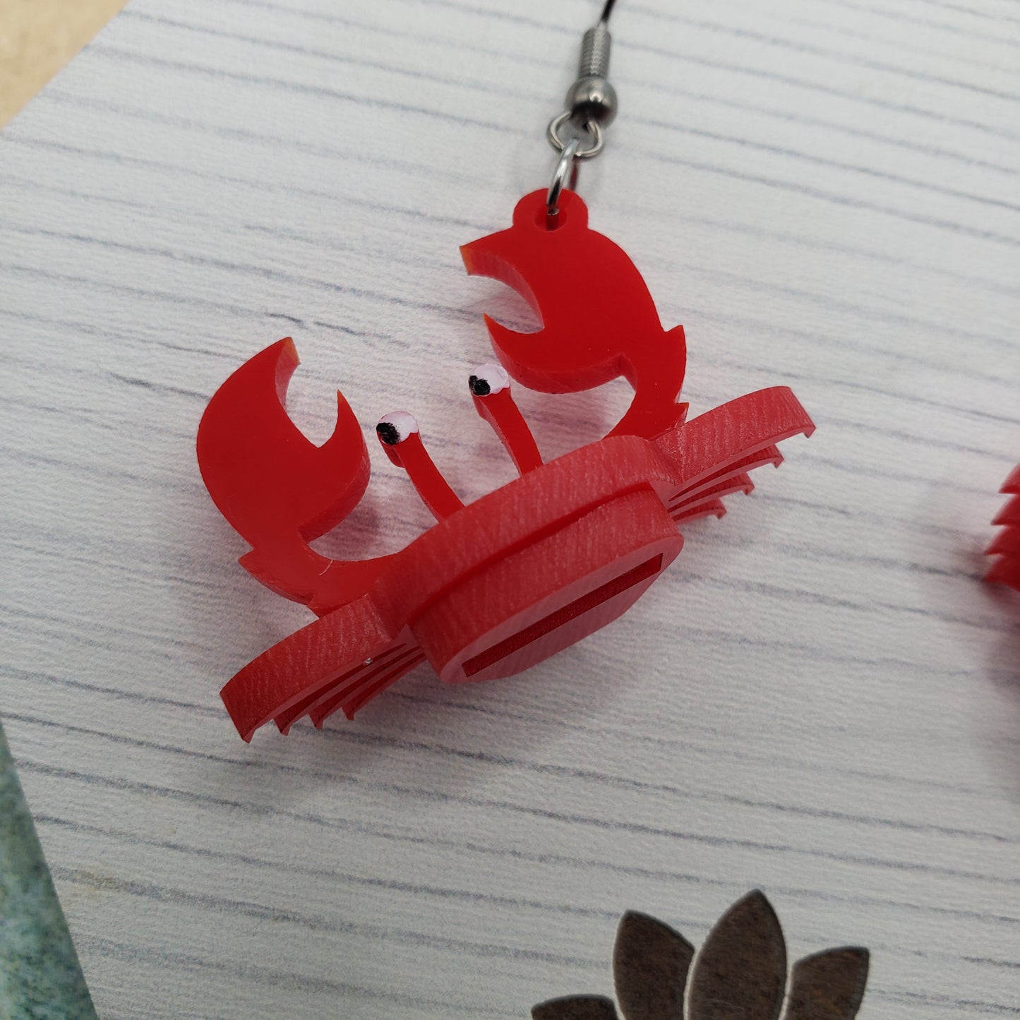 3-D Crab Dangle Earrings