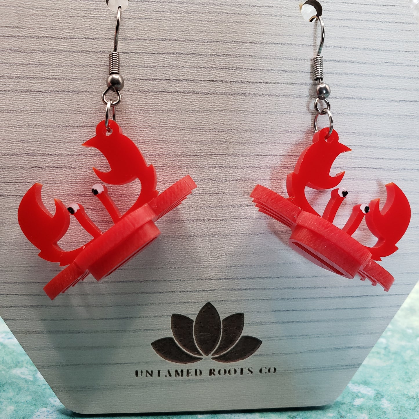 3-D Crab Dangle Earrings